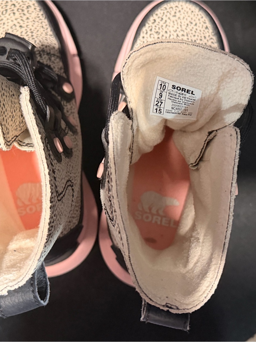 SOREL Kids Printed Black & Pink Lace-Up Explorer Snow Boot - Picture 7 of 8